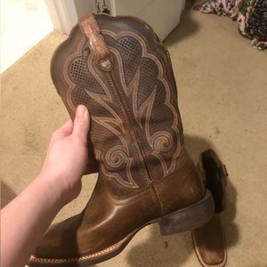 INCREDIBLE cowgirl boots!!